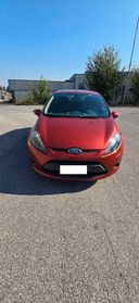 Ford Fiesta 1.2 82 CV 5 porte Titanium OK neo patentati
