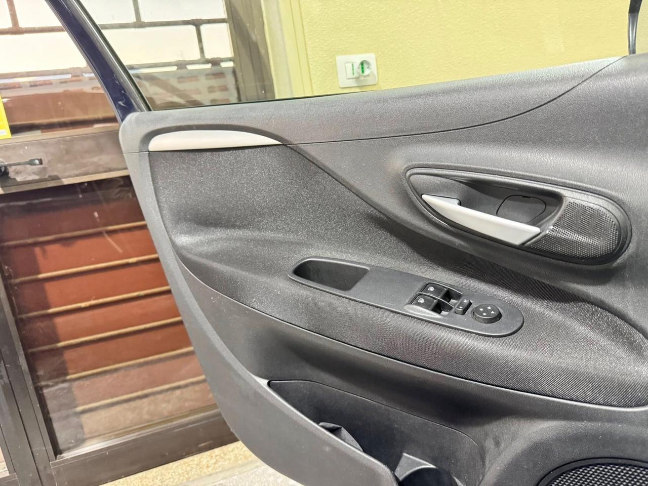 Fiat Punto 1.4 8V 5 porte Natural Power Young