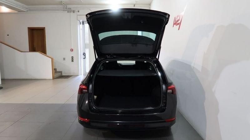 Skoda Octavia 2.0 TDI EVO 85KW AMBITION #CARPLAY#SENSORI PARCHEGGIO#