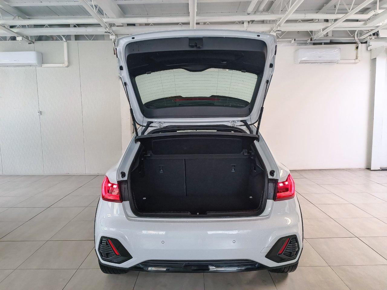 Audi A1 Allstreet 30 1.0 tfsi Identity Contrast 110cv