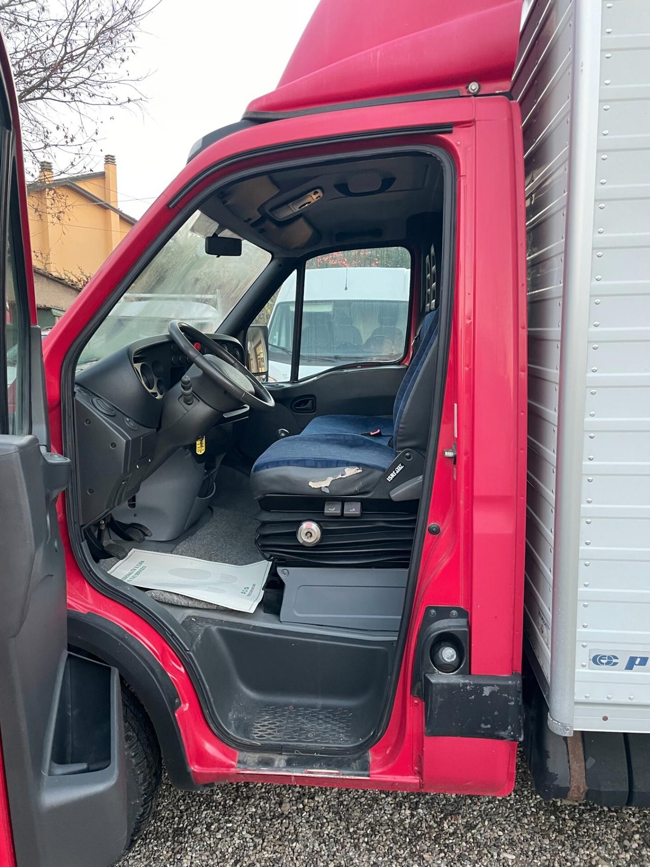 Iveco 35C17 Cassa in alluminio