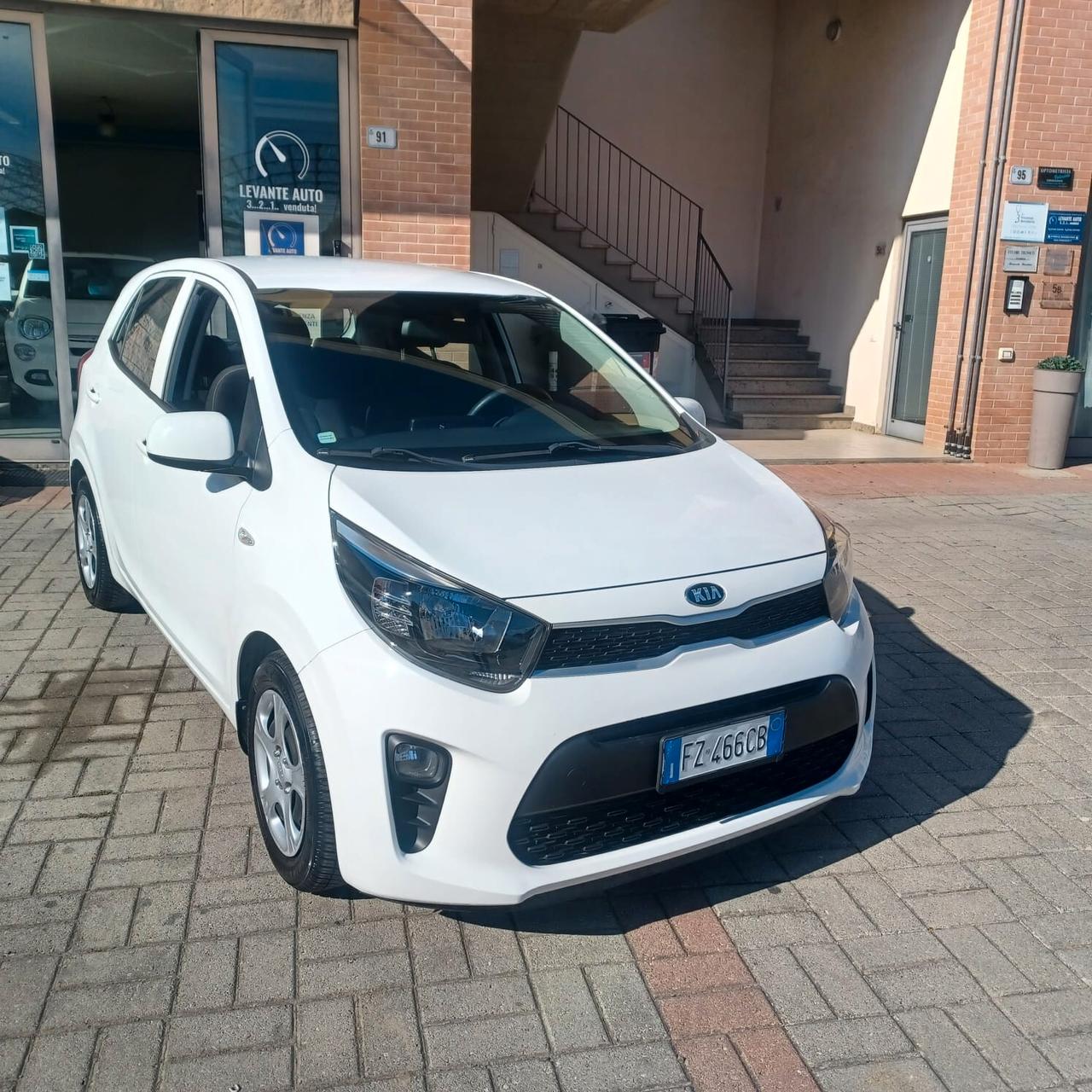 58.968KM COME NUOVA PICANTO 1.0 PER NEOPATENTATI