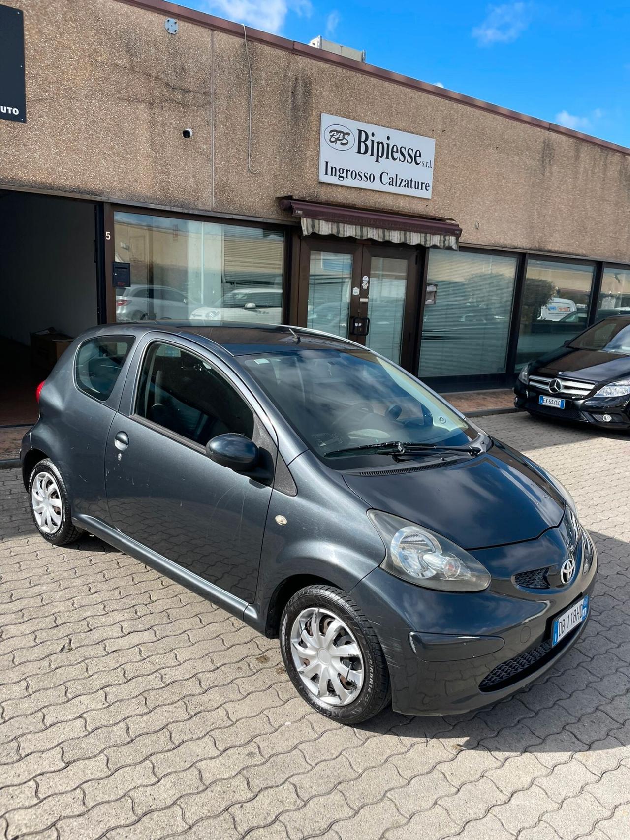 Toyota Aygo 1.0 12V VVT-i 3 porte Sol