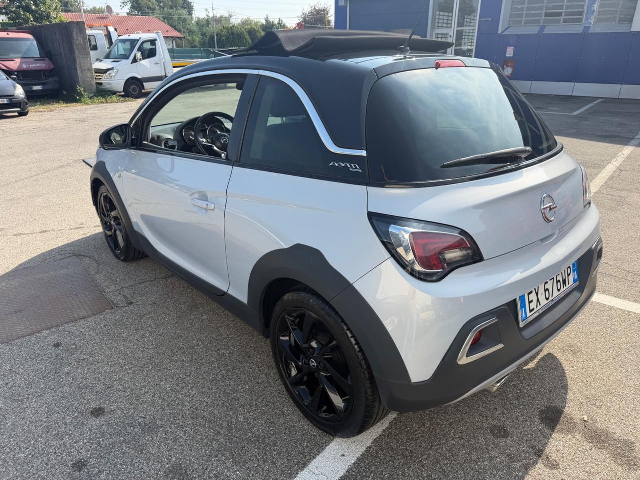 Opel Adam Rocks 1.2 70 CV Air