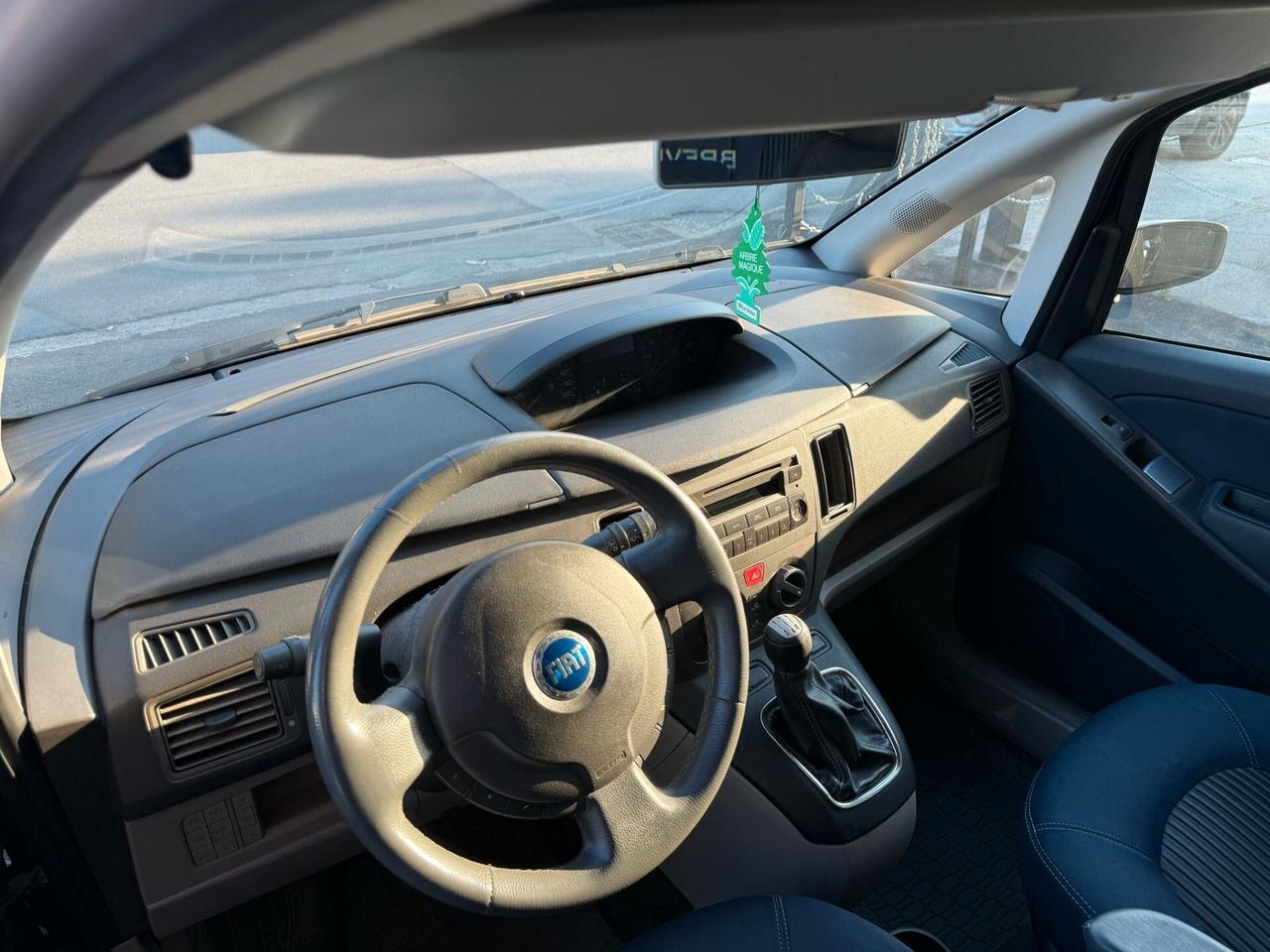 Fiat Idea 1.9 Multijet Emotion