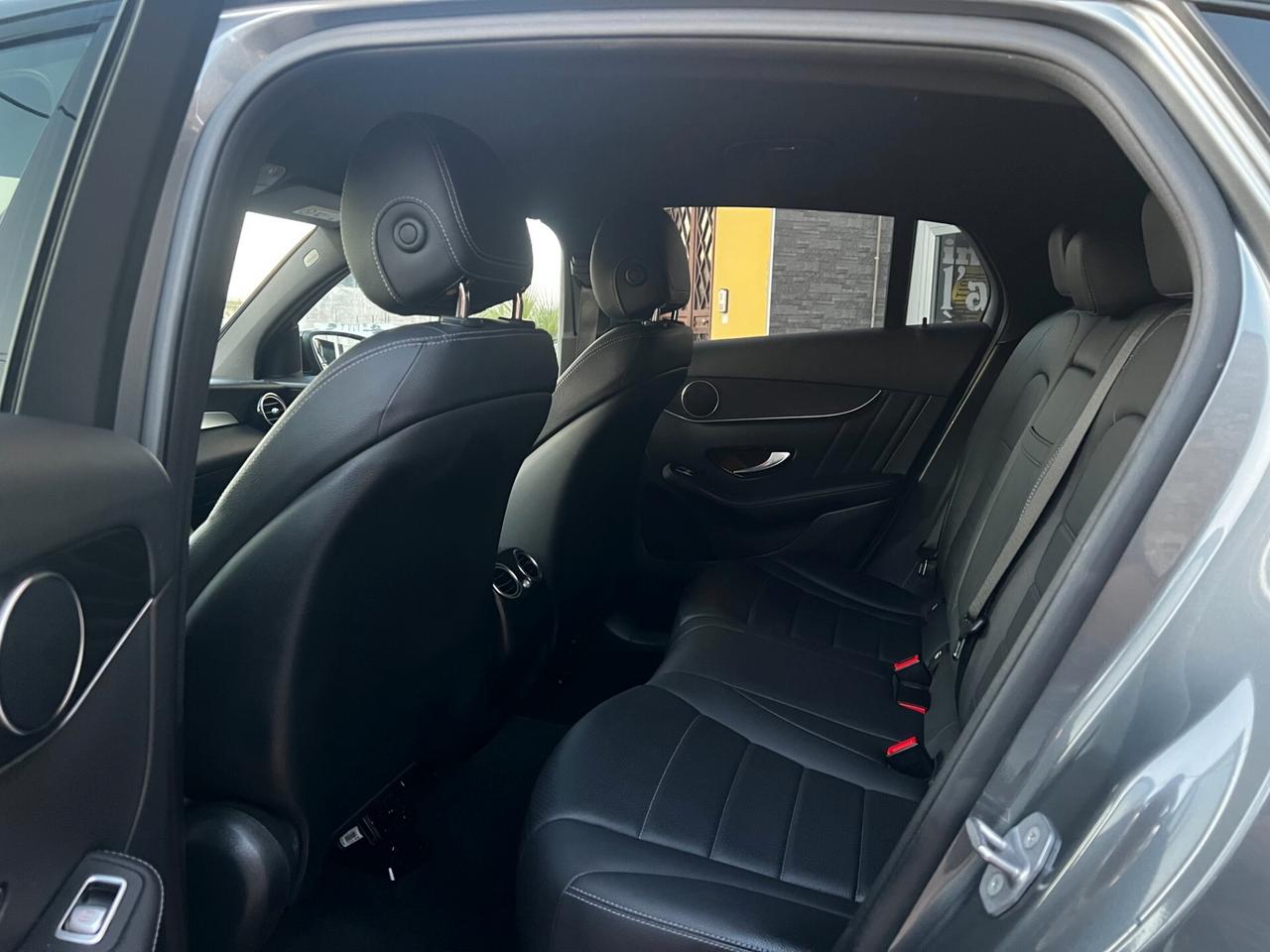 Mercedes-benz GLC Coupe 250 D 4Matic-AMG-2019