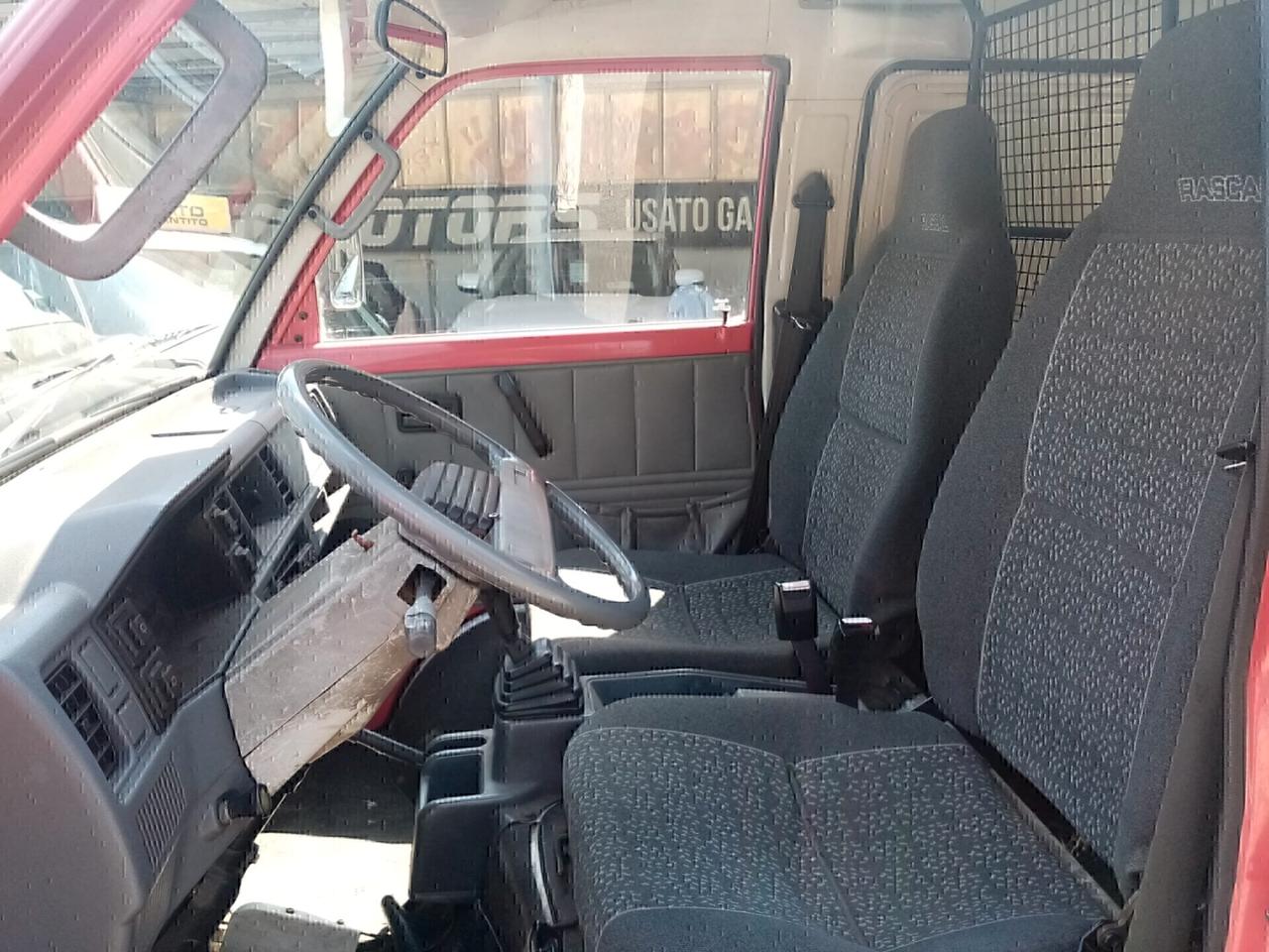 BEDFORD RASCAL 970 FURGONE