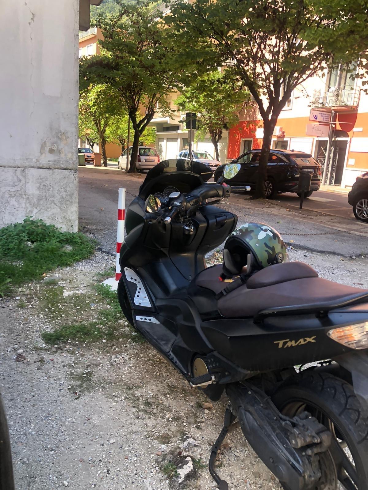 Yamaha T Max