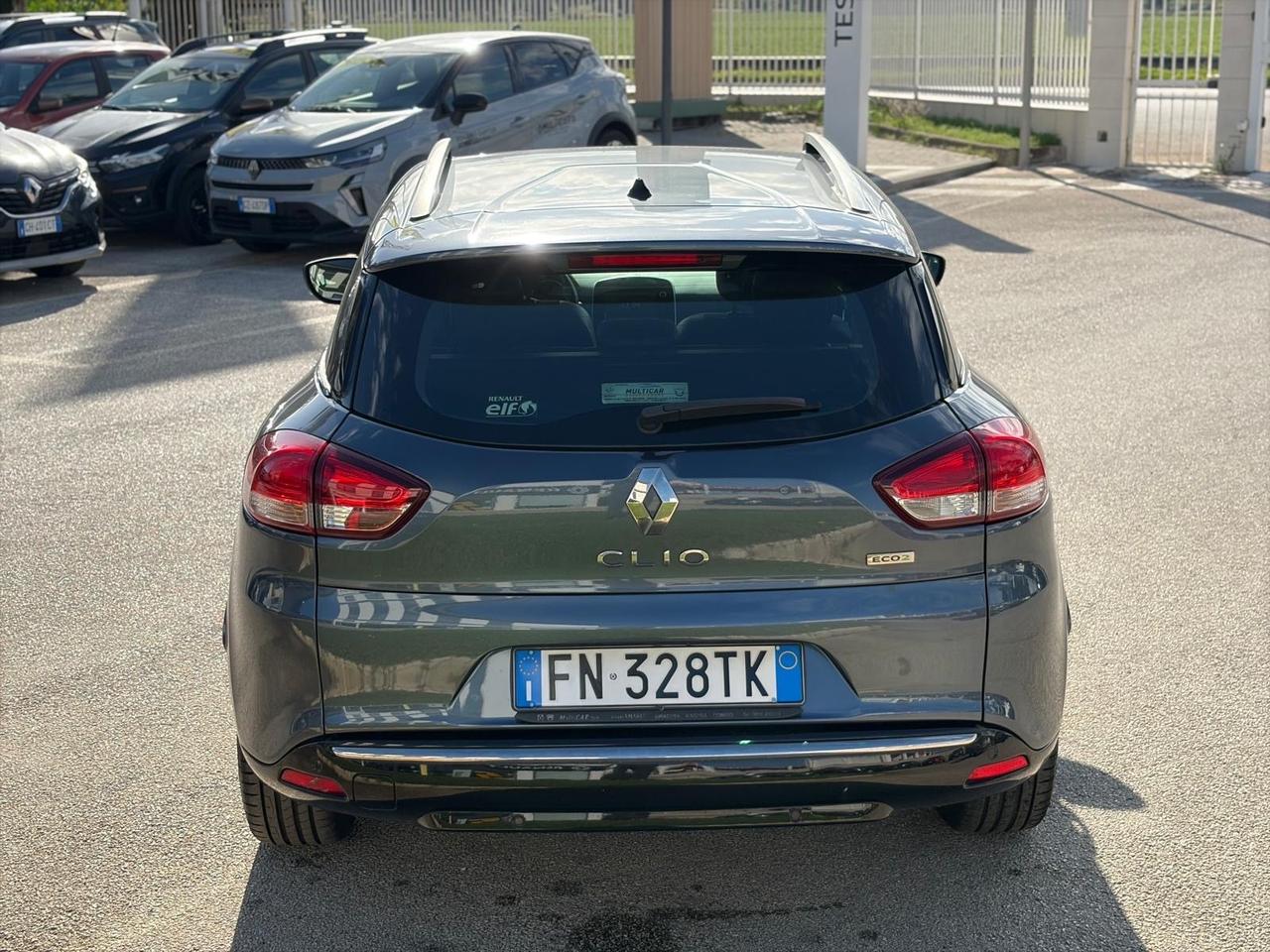 Renault Clio Sporter dCi 90CV Moschino Intens