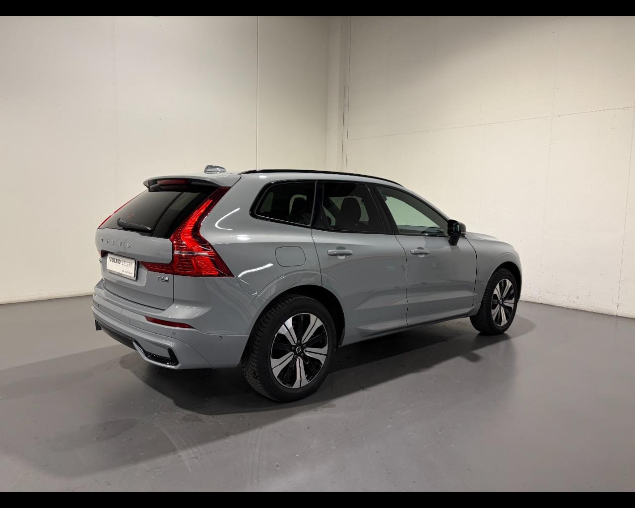 VOLVO XC60 T6 PHEV PLUS DARK AWD AUTO