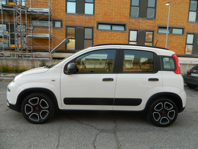 FIAT Panda 1.0 Hybrid 70CV 5POSTI - UNIPRO TAGLIANDATA