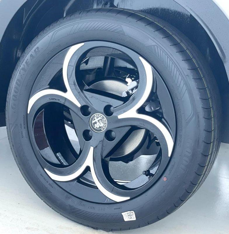 Alfa Romeo Junior 1.2 136 CV Hybrid eDCT6 Speciale