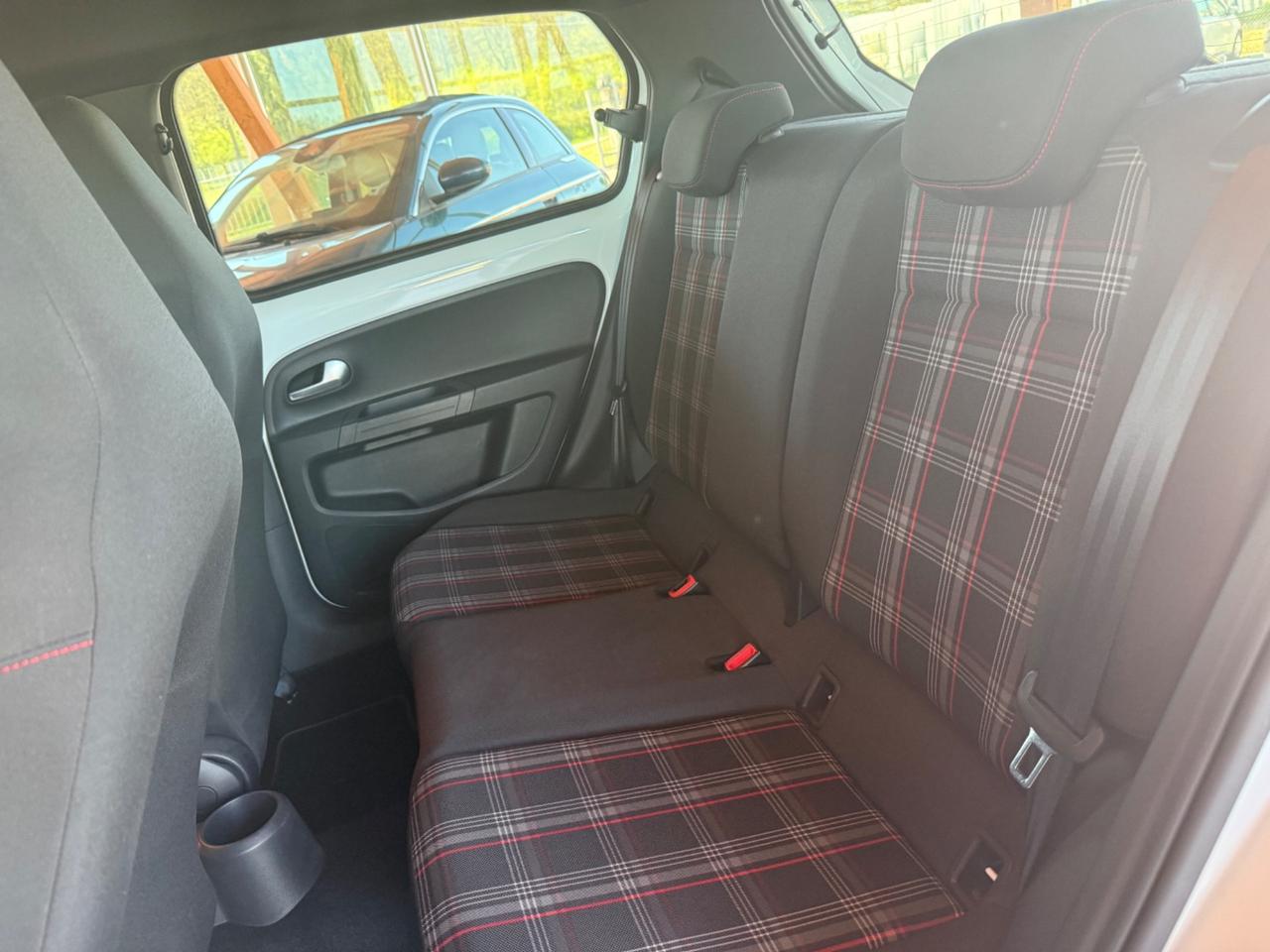 Volkswagen up! 1.0 GTI - PERFETTA