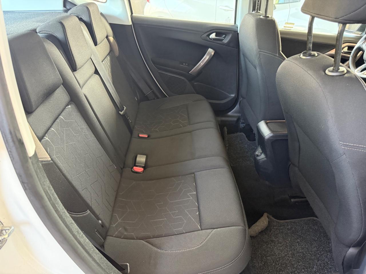 Peugeot 2008 1.6 e-HDi 92 CV Stop&Start Active