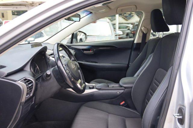 LEXUS NX 300 Hybrid