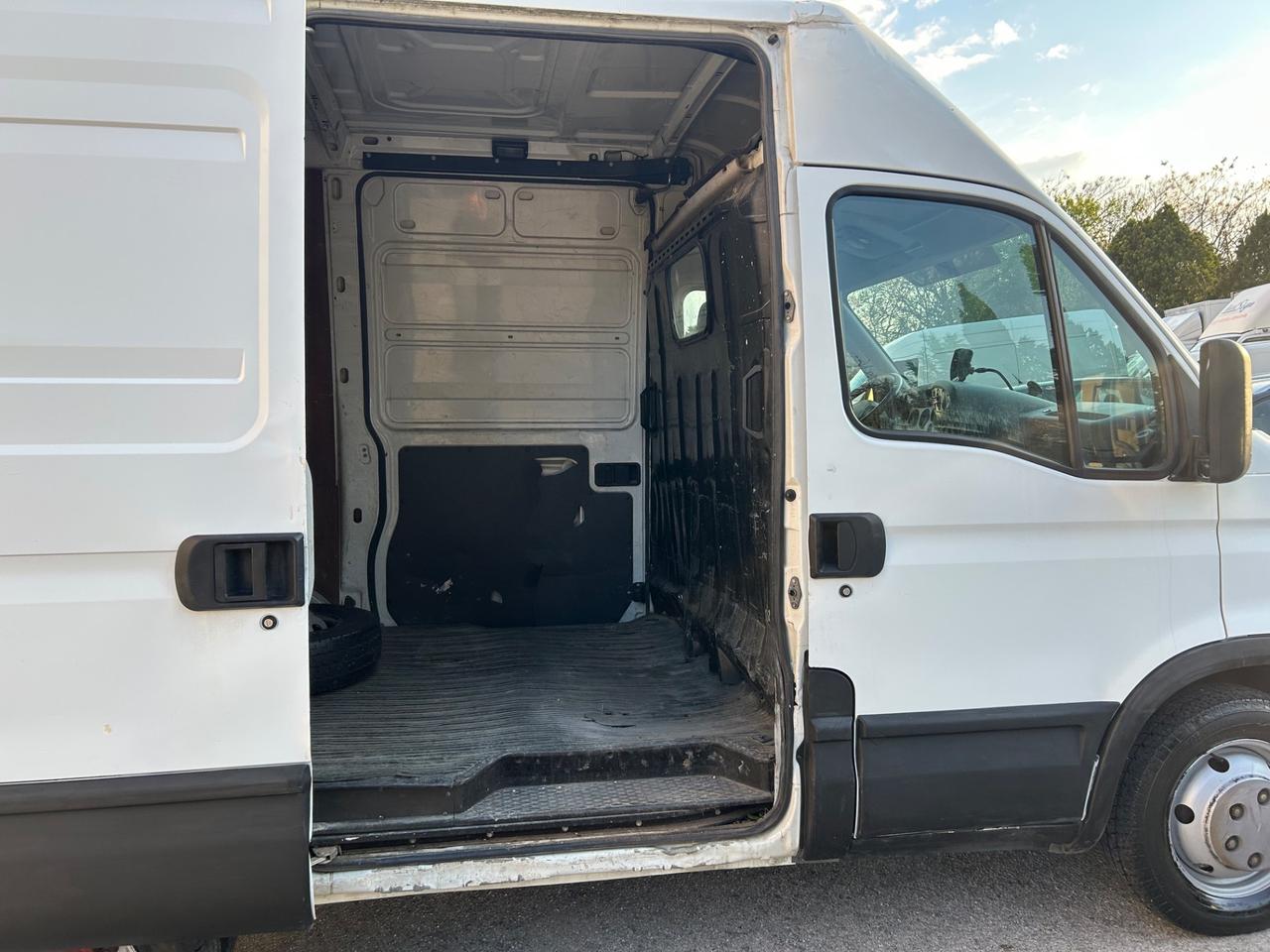 Iveco Daily 35 2.8 Diesel H2 Furgone