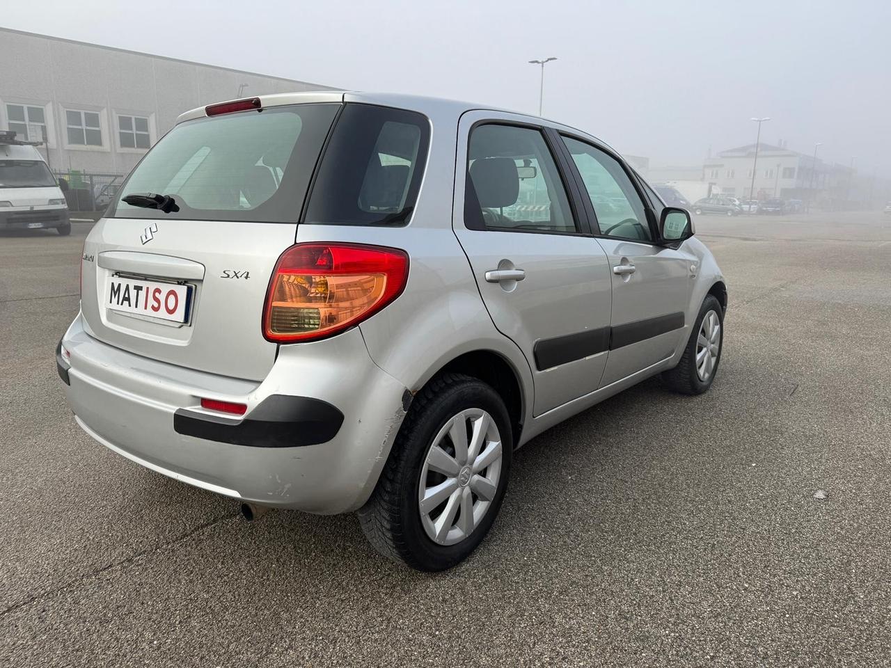 Suzuki SX4 1.6 DDiS 16V Urban Line