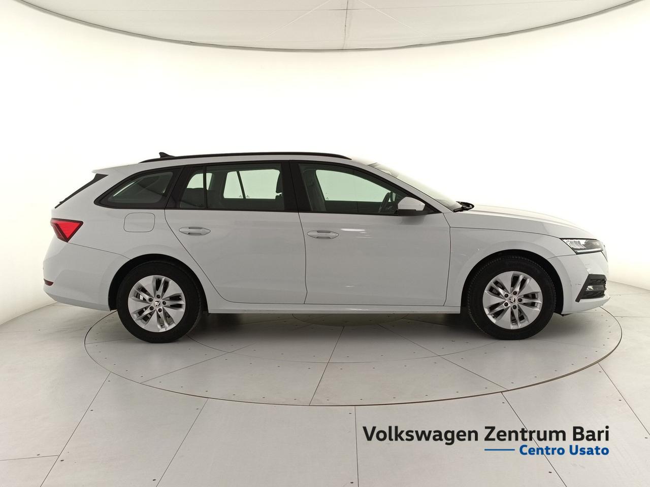 Skoda Octavia wagon 2.0 tdi evo ambition 115cv dsg
