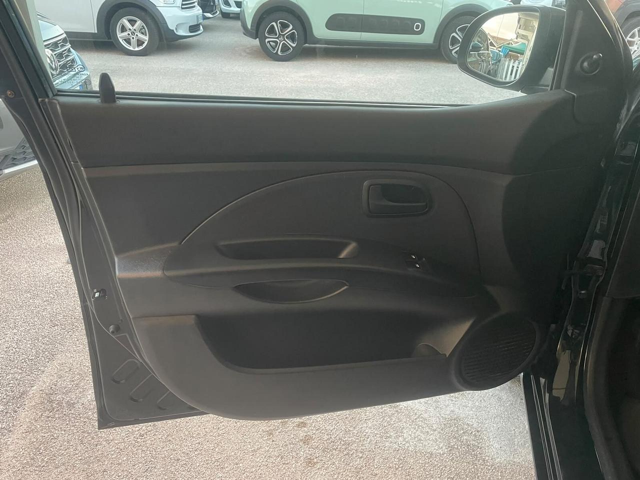 Kia Picanto 1.0