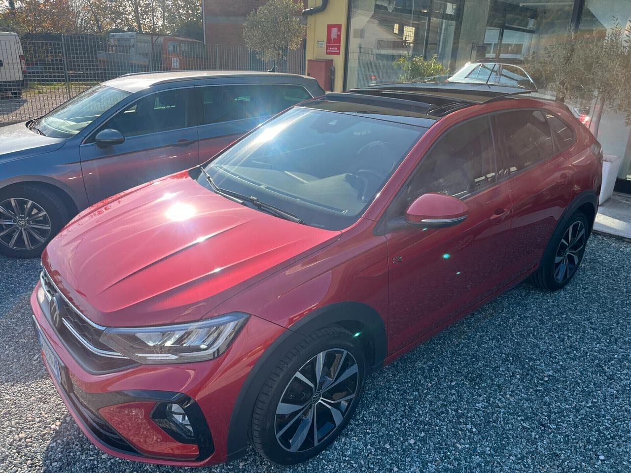 Volkswagen Taigo 1.0 TSI 115 CV DSG R-Line**km 35649**08/2024