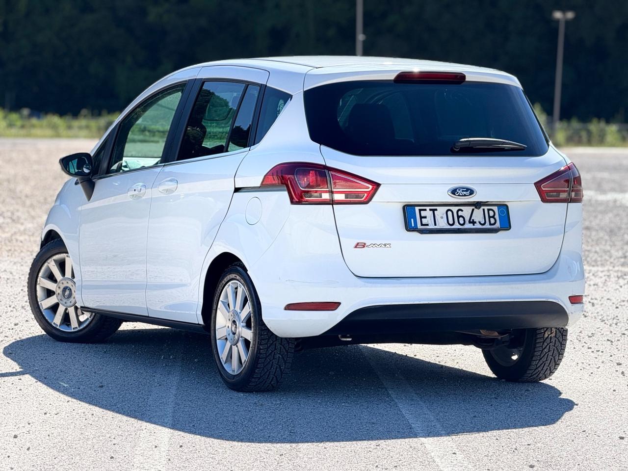 Ford B-Max 1.5 TDCi 75 CV Titanium ok neopatentati