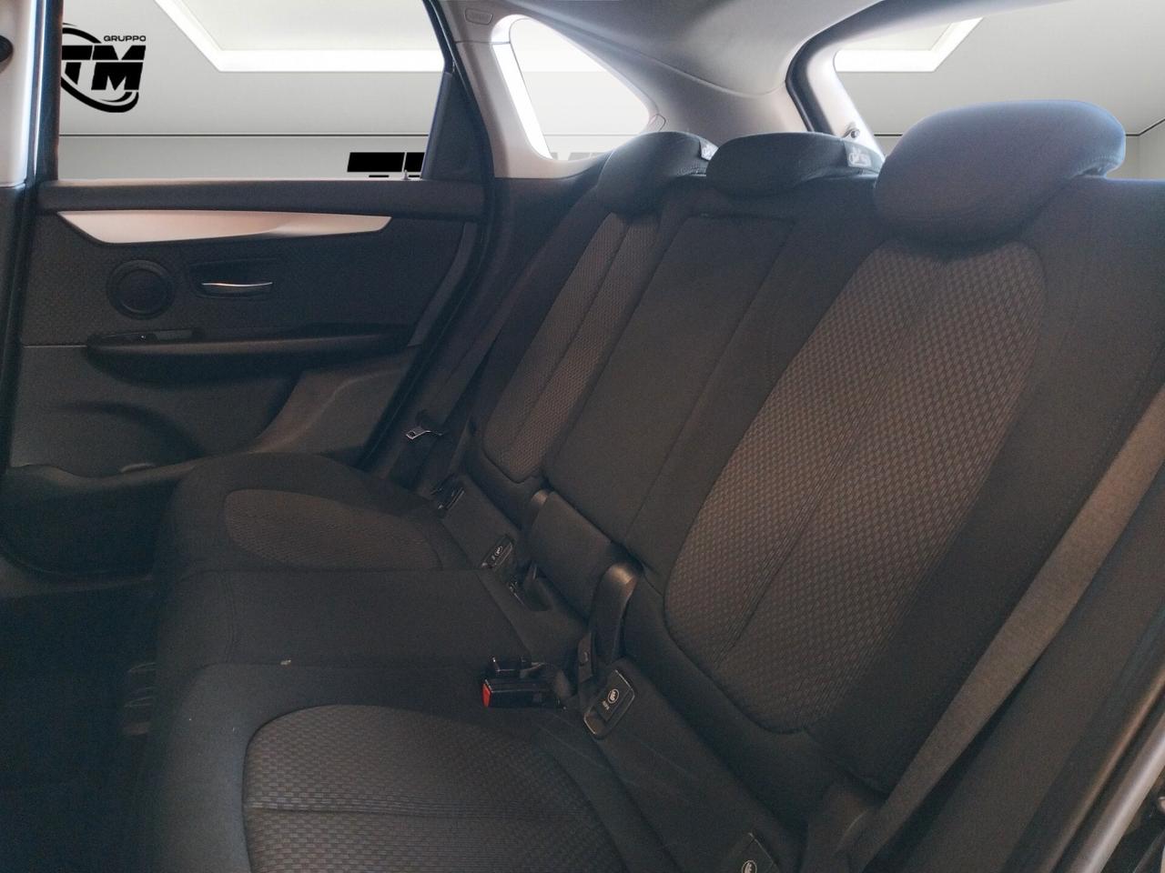 Bmw 2er Active Tourer 218d Advantage