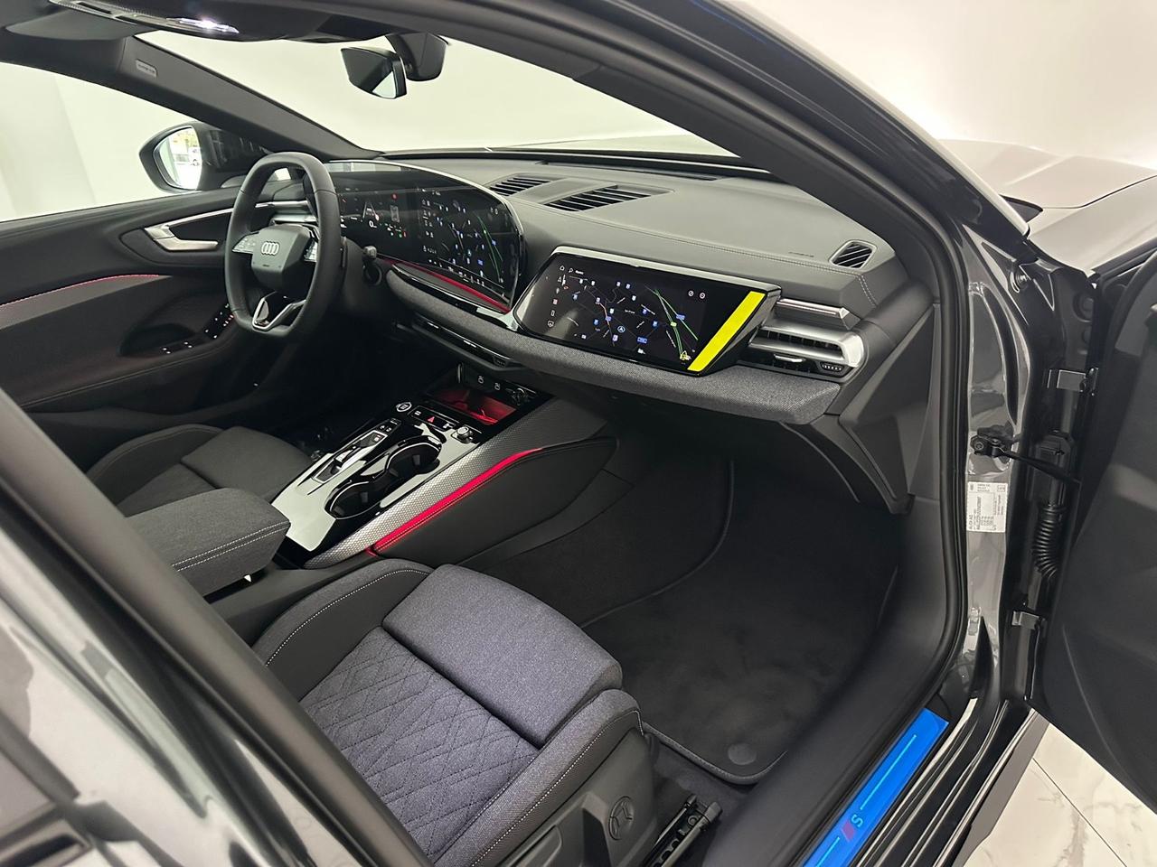 AUDI A5 AVANT 2.0 MHEV 2X S-LINE KM0 (IVA ESPOSTA)
