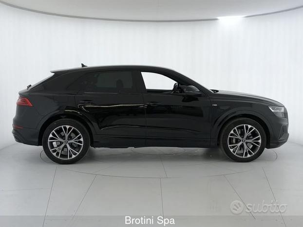 Audi Q8 45 TDI quattro tiptronic