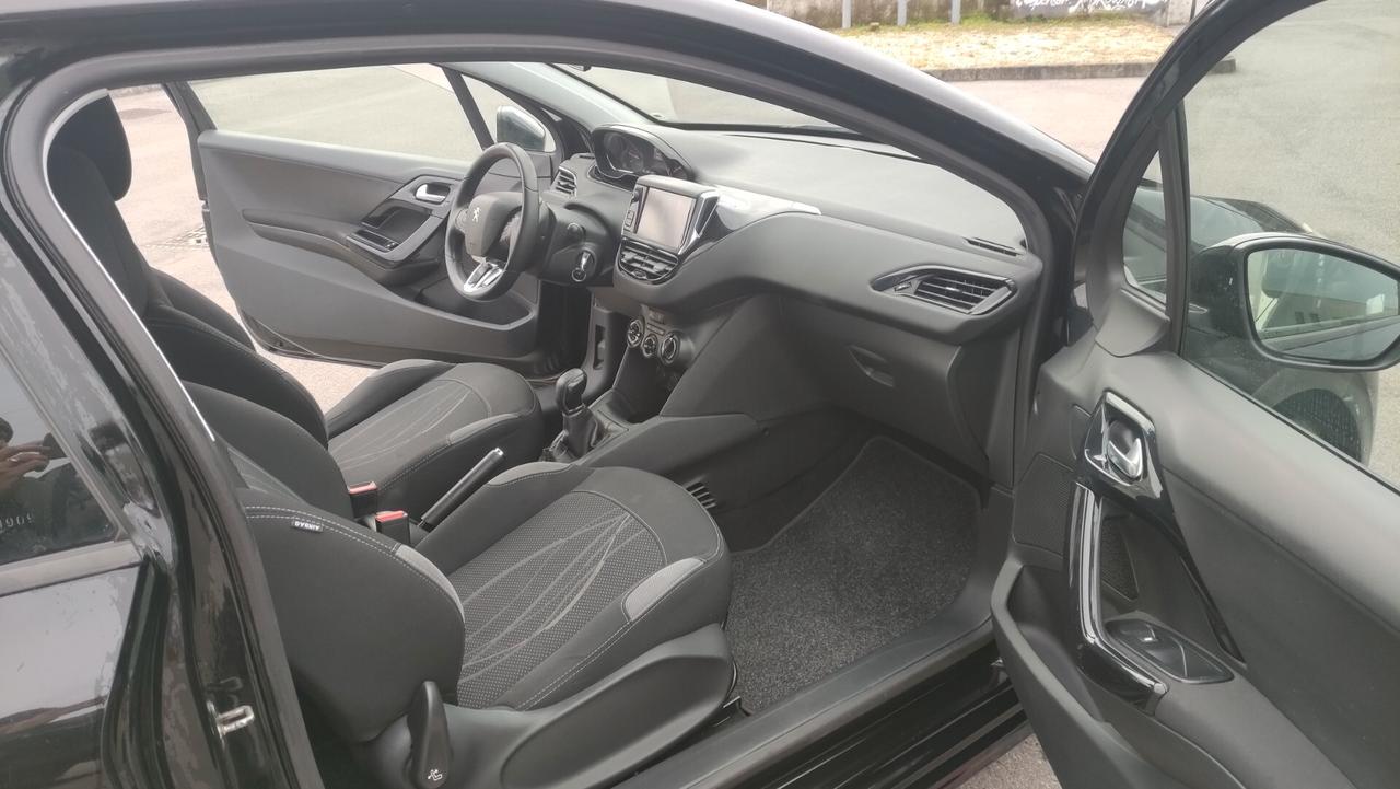 Peugeot 208 1.4 HDi 50KW 68CV 3 porte Allure NEOPATENTATI - 2014