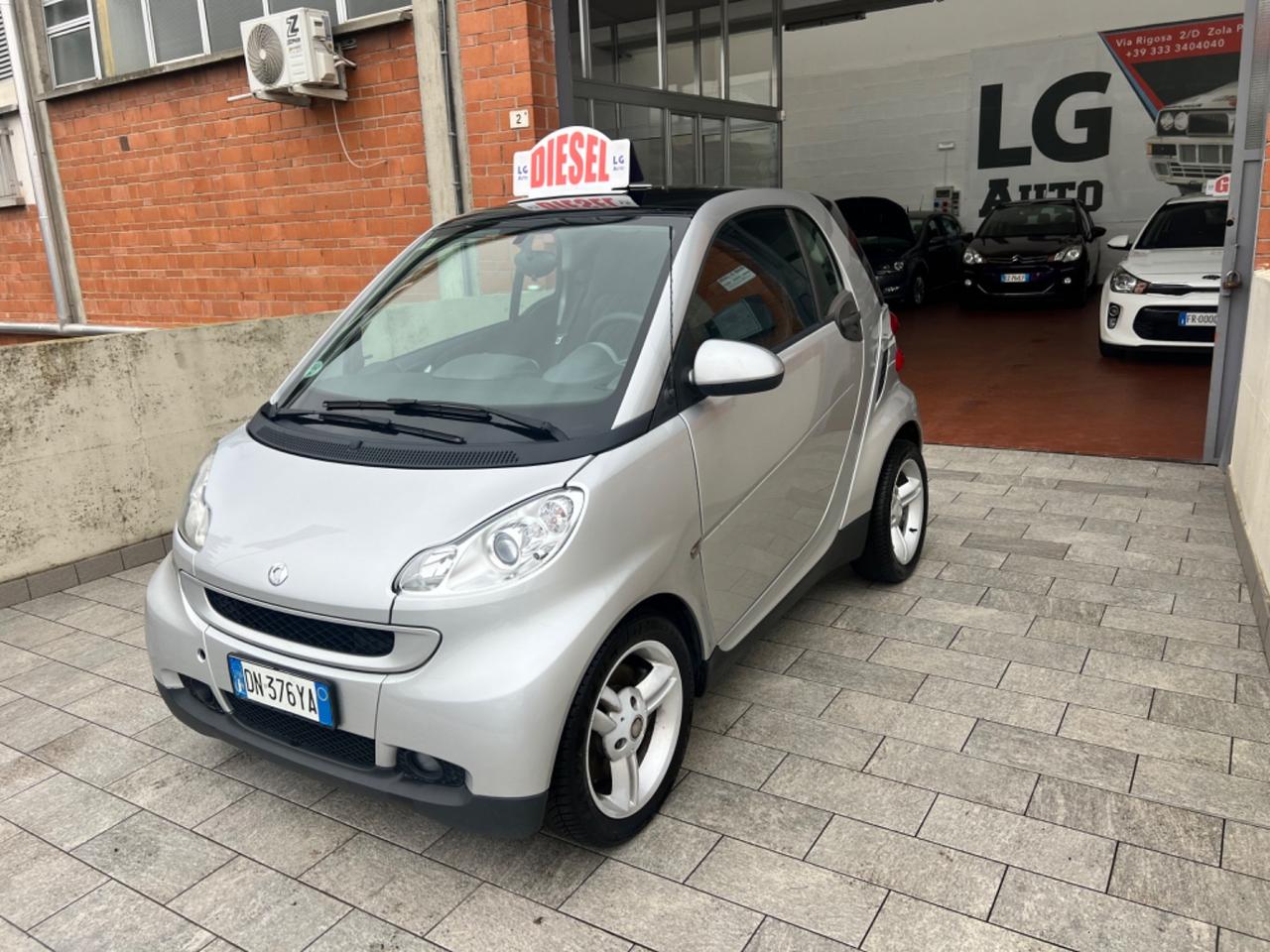 Smart ForTwo 800 33 kW coupé passion cdi