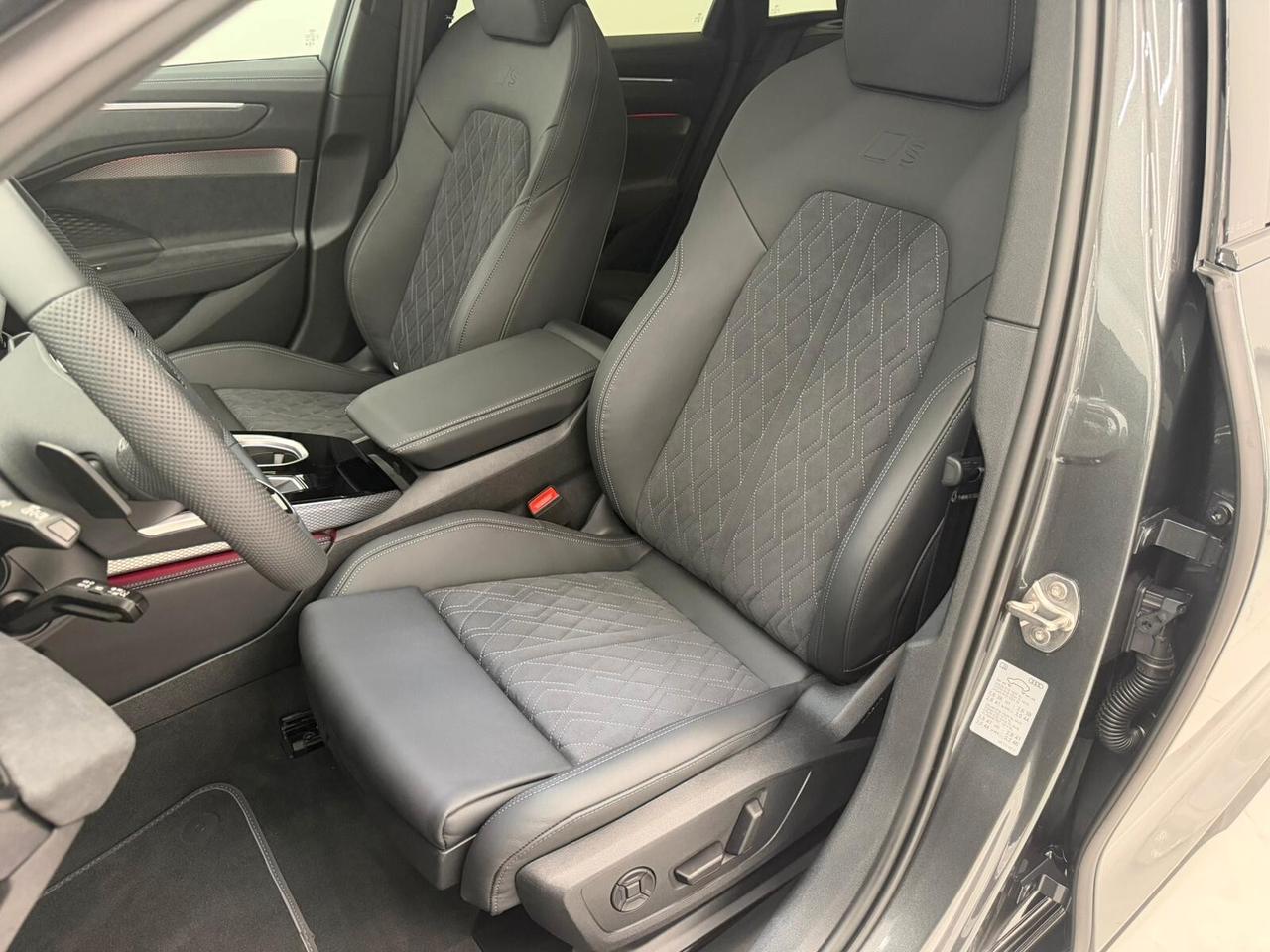 Audi A6 Avant 50 3.0 TDI quattro tiptronic S line edition