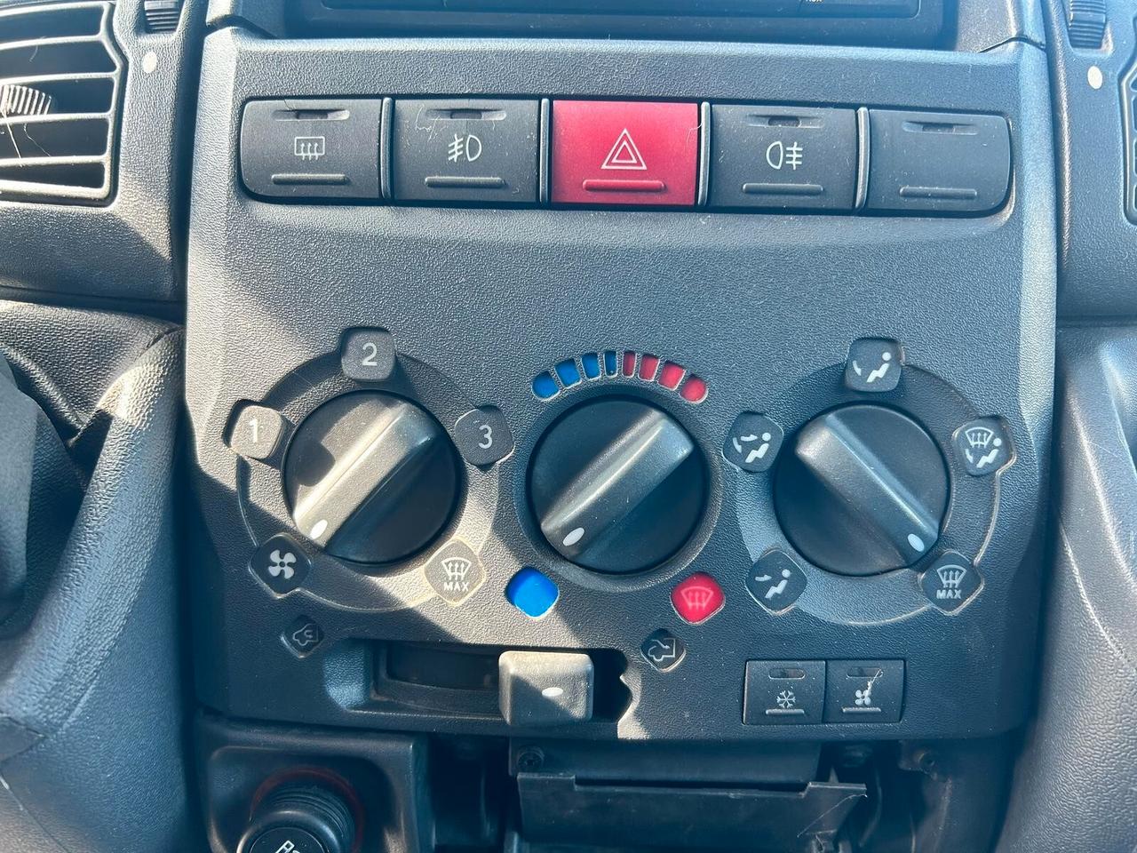 Peugeot Boxer 290C 2.8 HDi cat PC Minibus