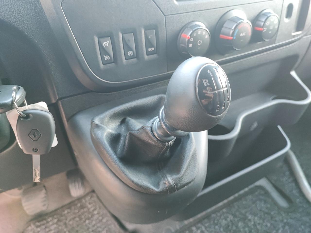 Renault Master T35 2.3 dCi/125 TP PM-SL-RG Cabinato E5