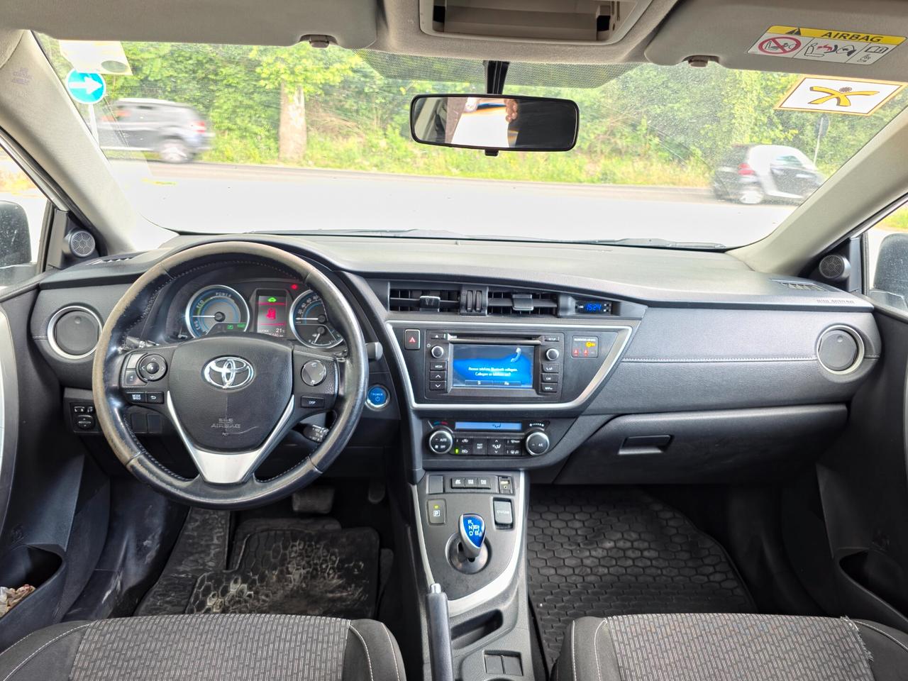 Toyota Auris Touring Sports 1.8 Hybrid Cool CV-100 Automatico NEO
