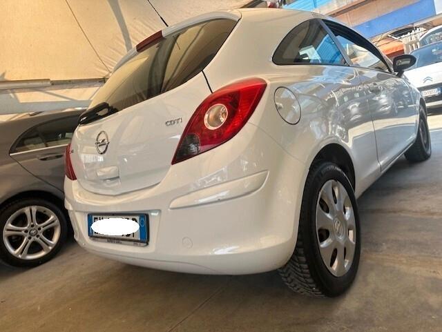 OPEL CORSA 1,3 DIESEL 10/2014