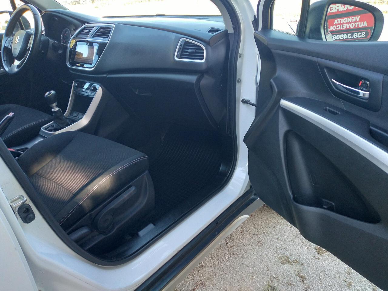 Suzuki S-Cross 1.6 DDiS 4WD All Grip Top