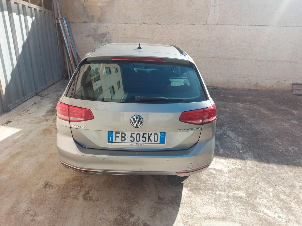 Volkswagen Passat Variant 2.0 TDI DSG Business BlueMotion Tech