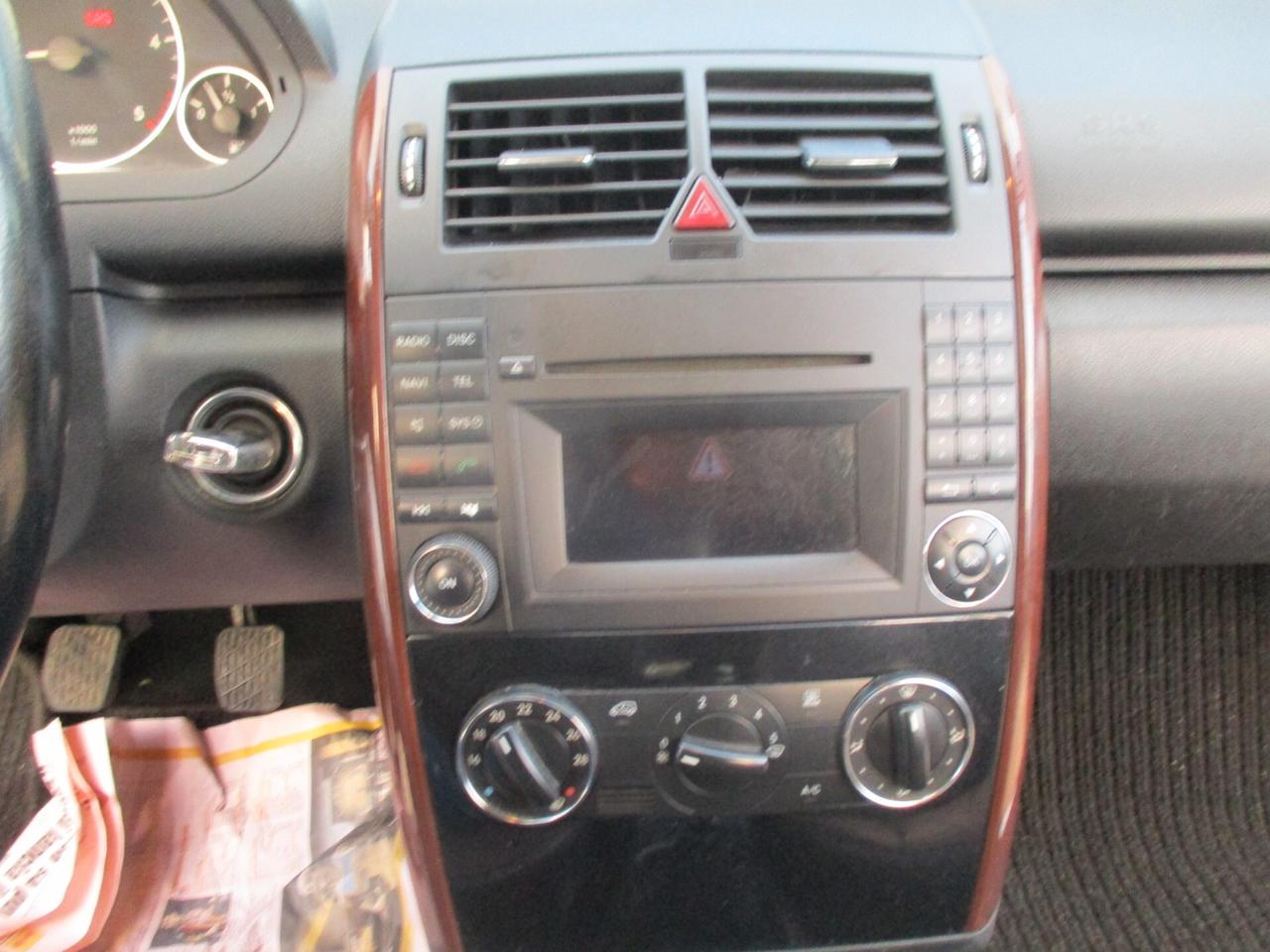 Mercedes-benz A 180 CDI FULL OPTIONAL !!!