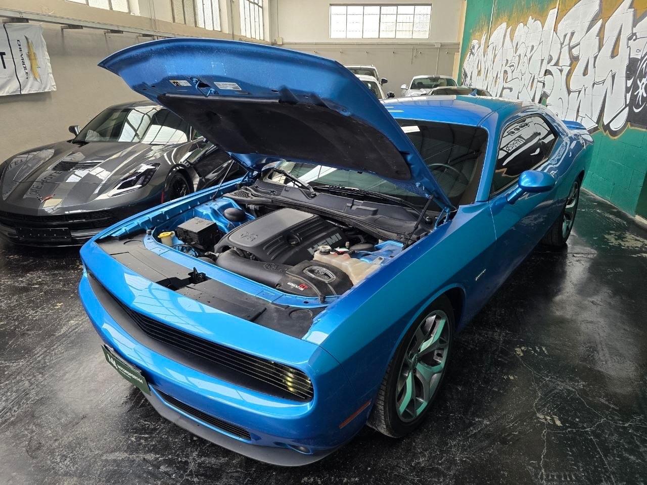 Dodge Challenger 5.7 HEMI V8 *IVA ESPOSTA