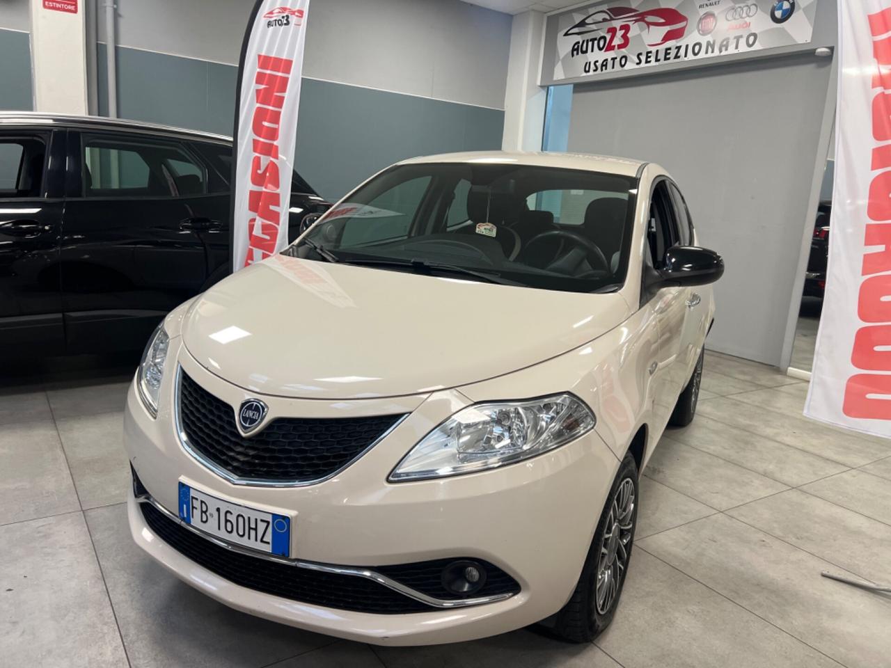 Lancia Ypsilon 0.9 TwinAir 85 CV 5P. Metano Ecochic Opening Ed.