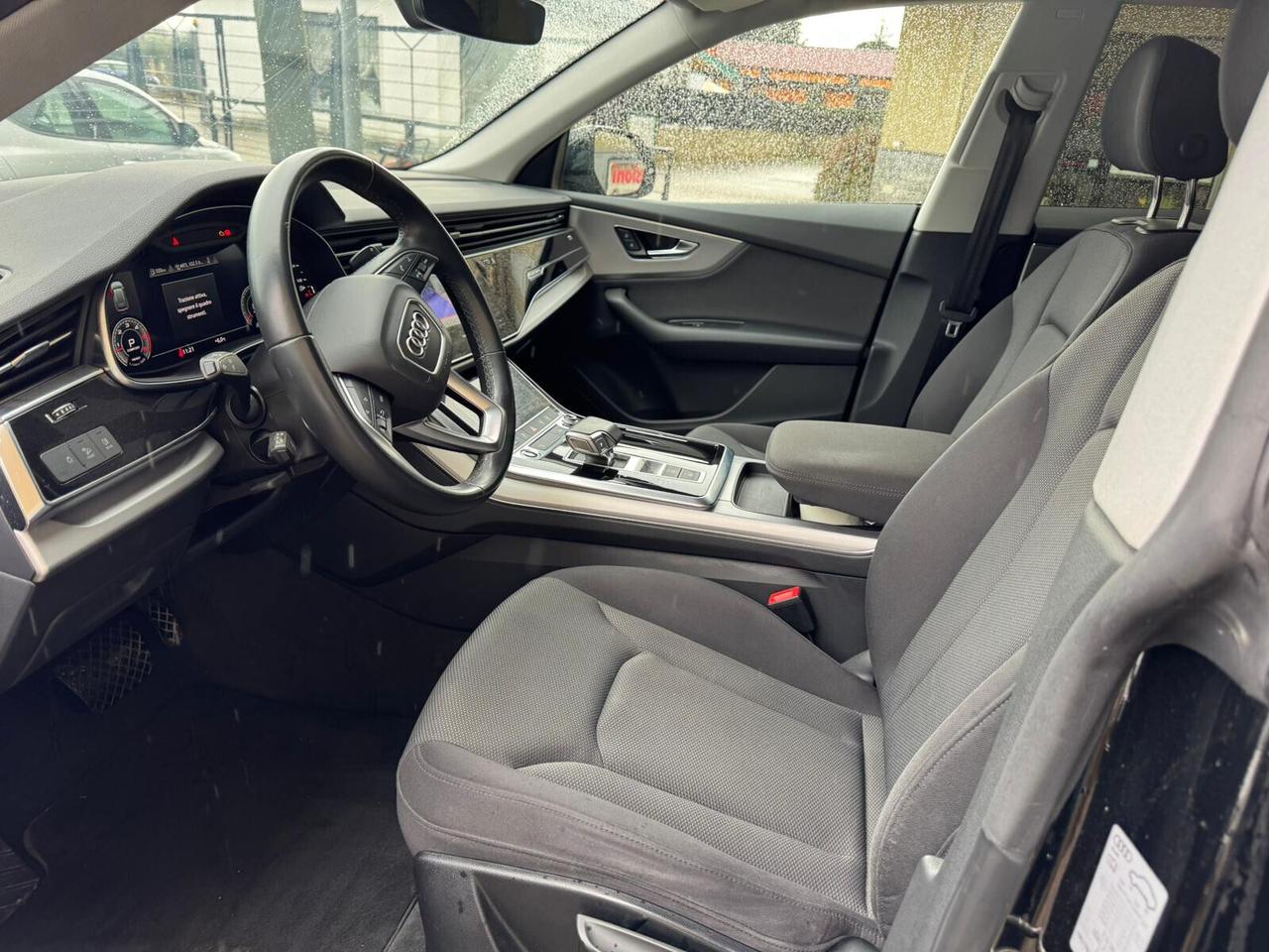 Audi Q8 45 TDI quattro tiptronic MHEV