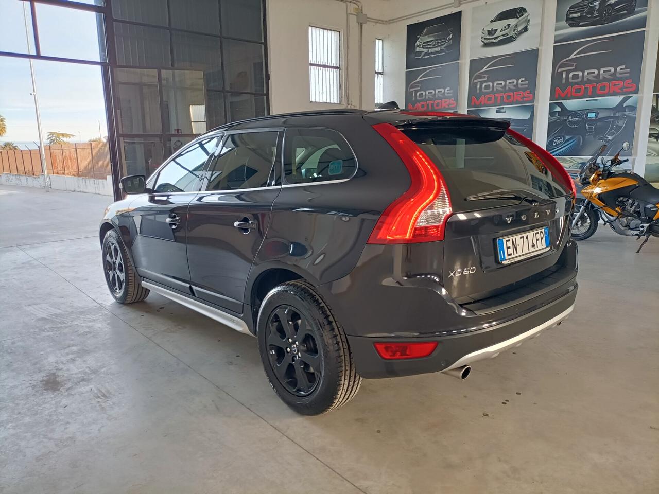 Volvo XC 60 D4 AWD CV 163 Geartronic Summum 06/2012