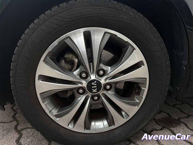 KIA Venga 1.4 cvvt COOL ADATTA A NEOPATENTATI PREZZO REALE