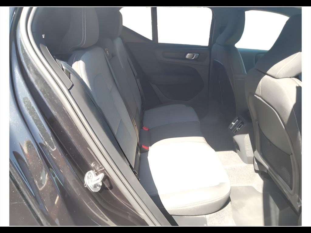 VOLVO XC40 2023 - XC40 2.0 b3 Core auto