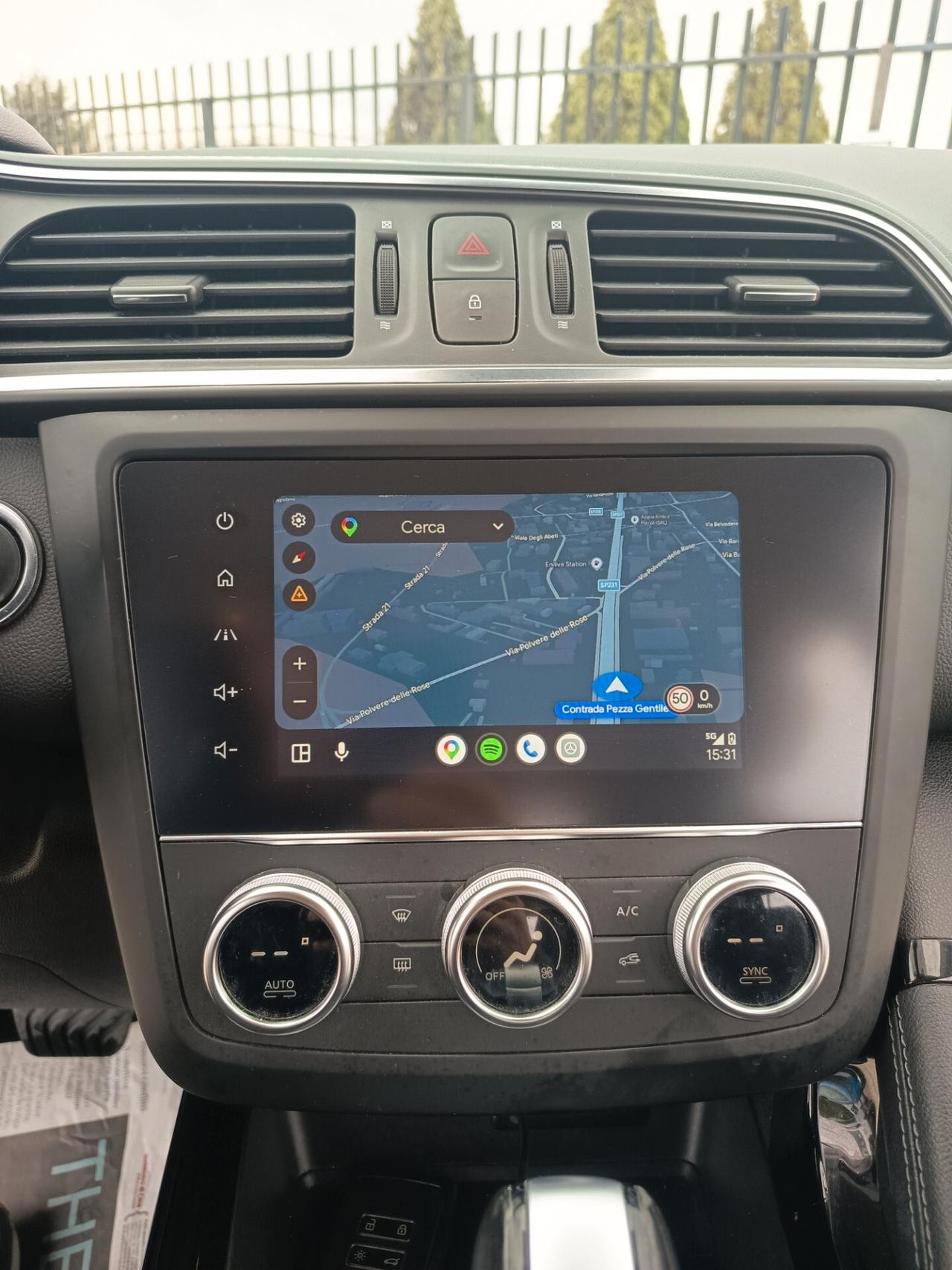Renault Kadjar Blue dCi 8V 115CV EDC Autocarro 5 posti