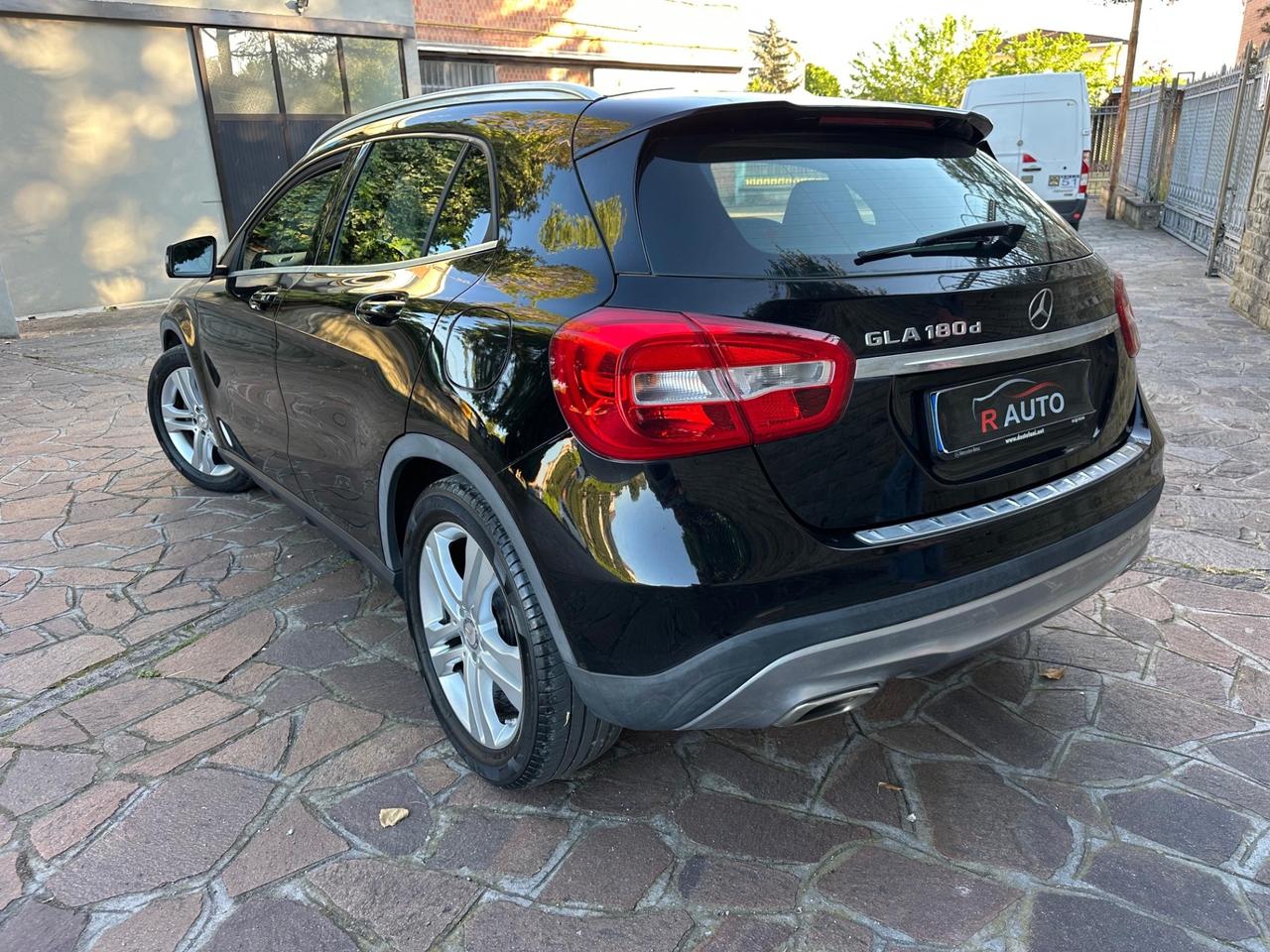 Mercedes-benz GLA 180 d Sport