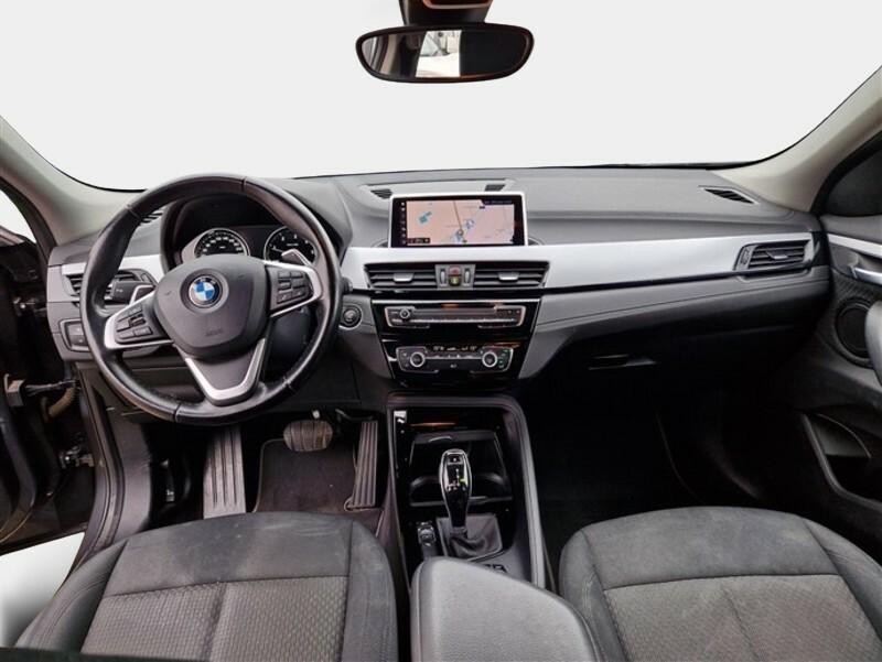 BMW X2 sDrive 18d Business X Autom.