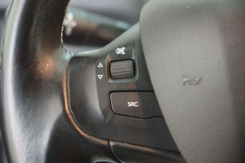 Peugeot 208 PureTech 82 5 porte Allure GPL