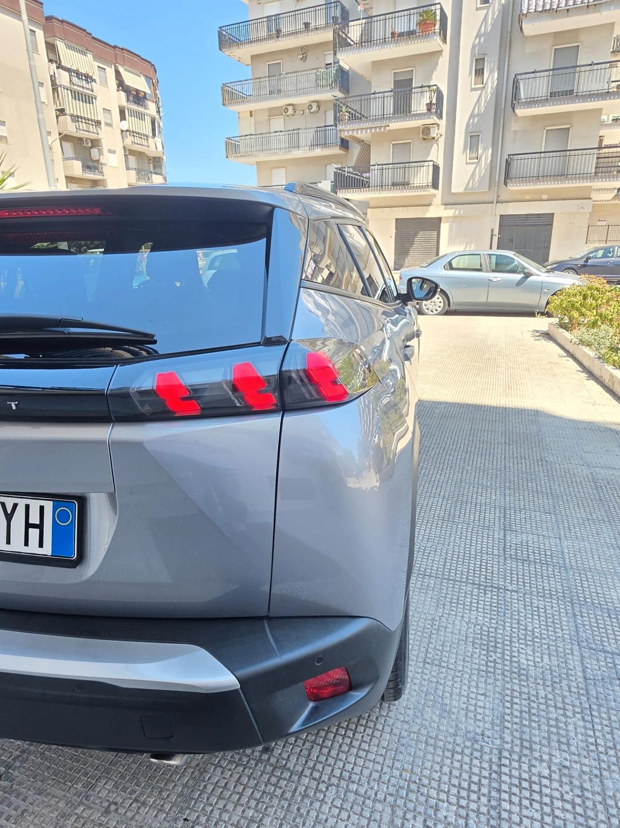 Peugeot 2008 BlueHDi 130 S&S EAT8 Allure