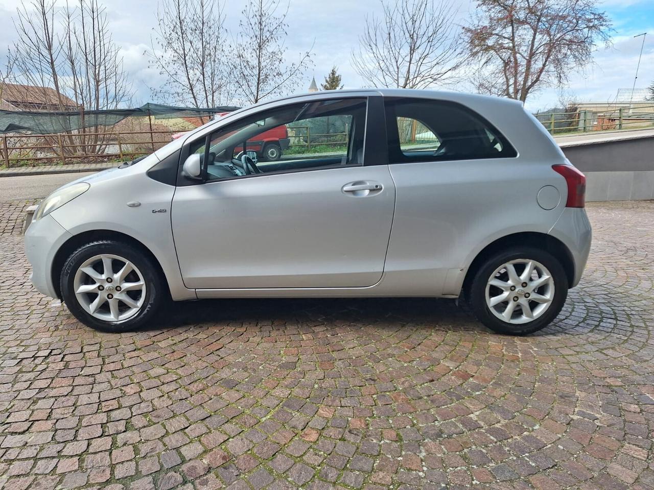 Toyota Yaris 1.4 D-4D 3 porte